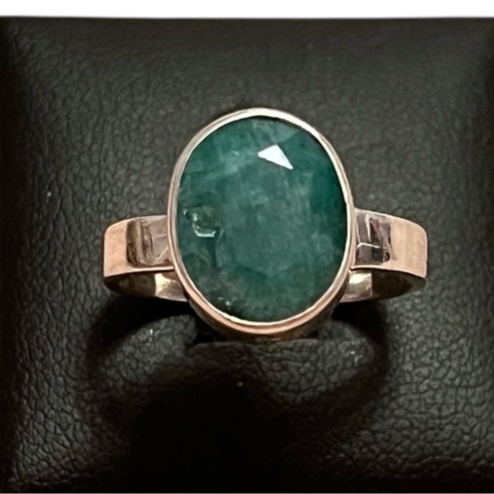 Elegant Large Oval Emerald Sterling Silver Ring Size 7